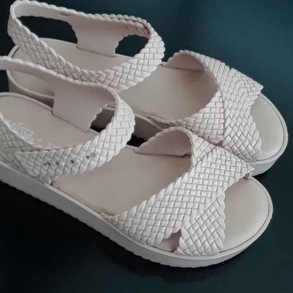 MELISSA + SALINAS...SCENTED SANDALS.. - Picture 3 of 8